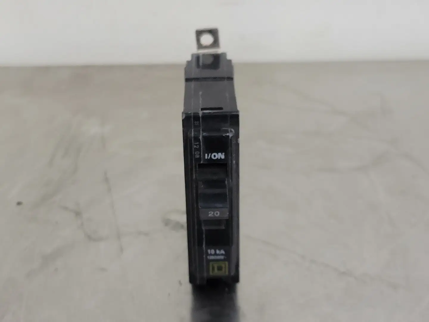 USED SQUARE D QOB120