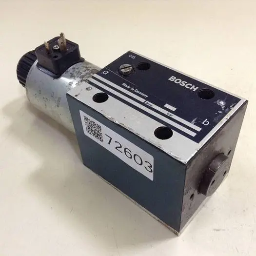 Used BOSCH 0 810 001 825 Valves/Fittings Michigan US | Ideal Machinery #578397