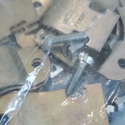 NEW Unistrut P2032