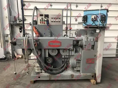2.0" Welex, 30:1 L/D Ratio, Vented Barrel, 25 HP AC Motor