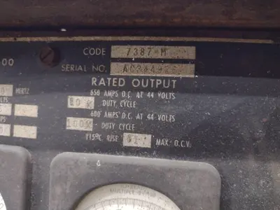 USED LINCOLN R3S-600INPUT 230/460OUTPUT 100/50 AMPS