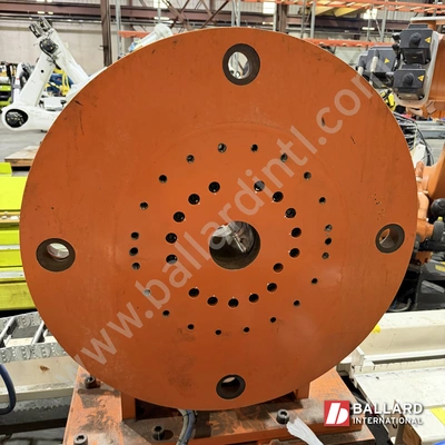 7th/8th Axis Lincoln Positioner with Linear Rail – 3 Meter