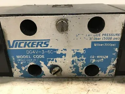 USED VICKERS DG4V-3-6C-M-U-HL7-60