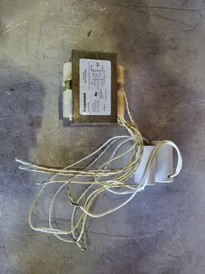 Used SYLVANIA LU150/TRI Misc Electrical & Power Parts British Columbia CA | Lenmark #247852