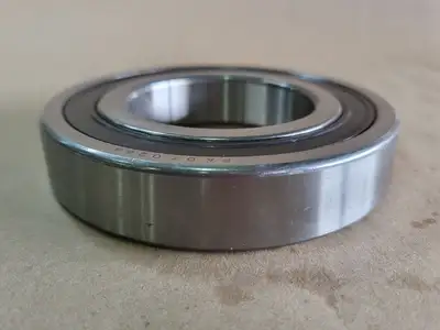 NEW SKF 6213-2RS1/C3