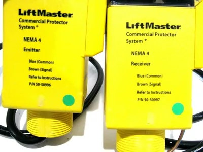 NEW LIFTMASTER CPS-UN4 COMMERCIAL PROTECTOR SYSTEM CPSUN4