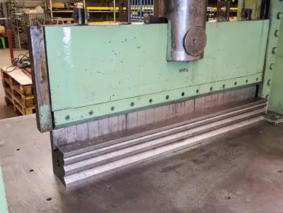 USED ZM 200 TON