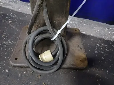 USED BLACK & DECKER 85