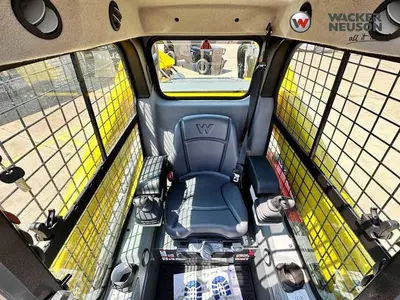 NEW 2025 WACKER NEUSON ST50 COMPACT TRACK LOADER