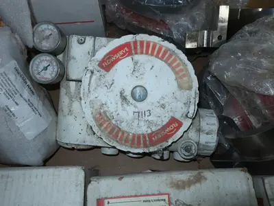 PALLET OF ASSORTED FLOWSERVE REPLACEMENT PARTS
