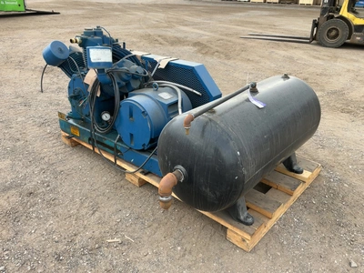 Used LEROI AIR COMPRESSOR 25 HP 880A HEAVY DUTY TWO STAGE RECIPROCATING 87.5 CFM AT 175 PSI Lubricated Reciprocating Air Compressors Michigan US | Miedema Asset Management Group #1761057
