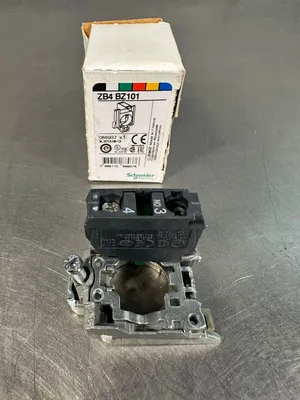 USED Schneider ZB4BZ101