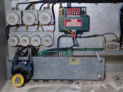 USED 1988 FLADDER 300/AUT 800