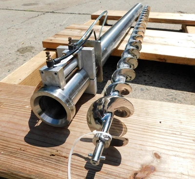 USED LARGE AUGER # 34 LONG AUGER