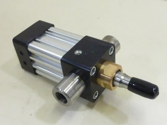 Used PARKER 01.50 CD4MA2US18 0.750 Cylinders Michigan US | Ideal Machinery #697982
