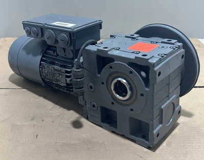 New | in-Stock LENZE GSS05-2M HAK 071C42 Motors (misc) Indiana US | J&J Industrial Supply #1418222