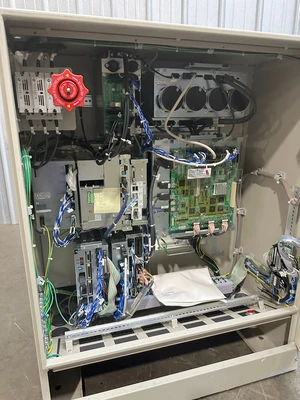 USED YASKAWA ES165D