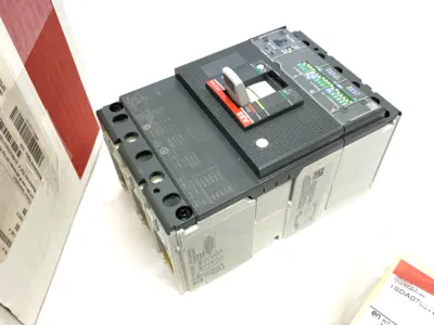 USED ABB SACE TMAX CIRCUIT BREAKER XT4N 250 EKIPLS/I IN=250A3PFFUL/CSA