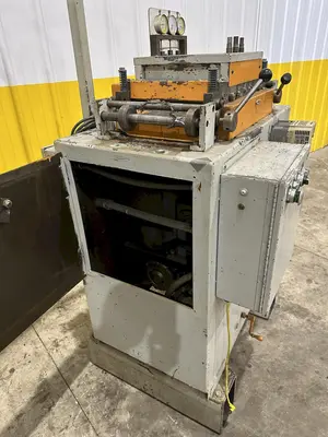 10" x .130" DURANT JACO MODEL #VS-MD-10 POWERED COIL STRAIGHTENER: STOCK #23071