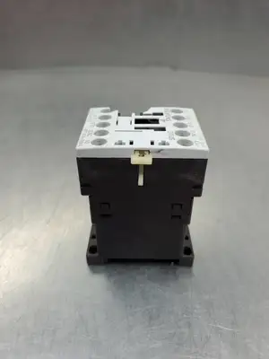 Siemens Sirius 3RT1015-1BB42 24VDC Auxiliary Contactor *See Description* 4D-48