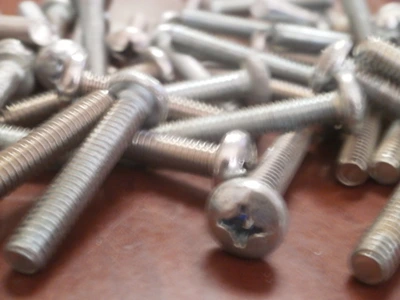 Pan Head Phillip Bolt (10 pieces) 1/4"-20 X 1 1/2" Zinc - Coarse Thread