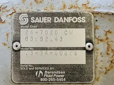 USED SAUER DANFOSS 24-7020 CW