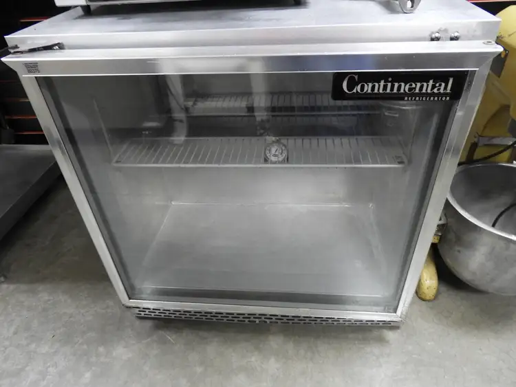Used Continental Used 32" Continental UC32-GD Under Counter Commercial Refrigerator with Glass Door Undercounter Refrigerators Illinois US | Falcon Restaurant Supply #1376451