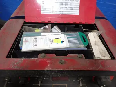 USED THE LINCOLN ELECTRIC CO PRECISION TIG 275