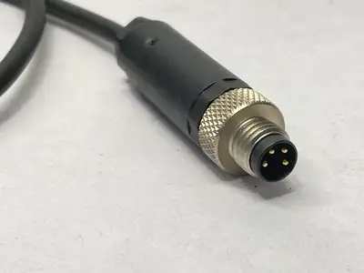 LR-ZB250AP | Keyence  Self-Contained CMOS Laser Sensor Rectangular - Used