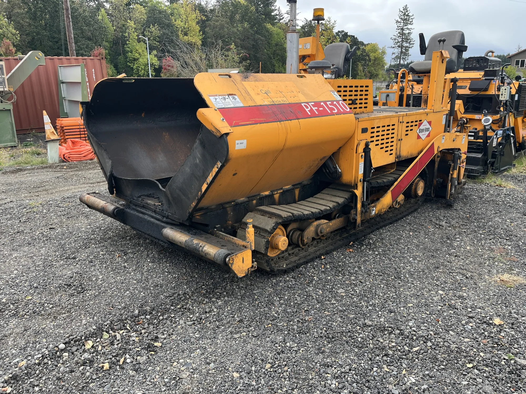 Used 2011 _UNKNOWN_ _UNKNOWN_ Tracked Pavers Oregon US | KNM Equipment Sales & Service #1505905