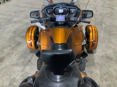 USED 2014 CAN-AM SPYDER
