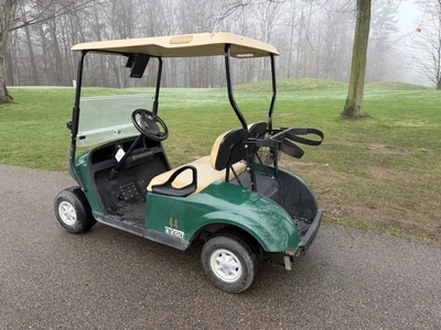 (1) 2017 E-Z-Go golf cart with a Kawasaki gas engine, model 625111G01, does not include Club canopy,...
