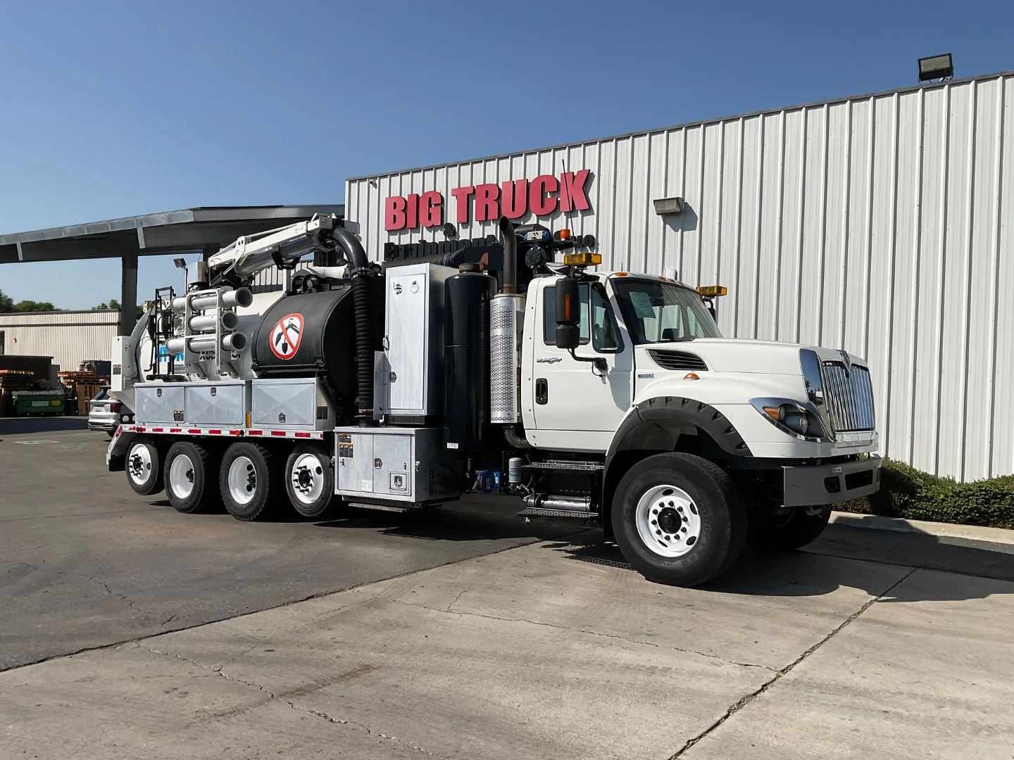 Used 2014 INTERNATIONAL 7600 Tractors & Trailers California US | Big Truck & Equipment #1411728