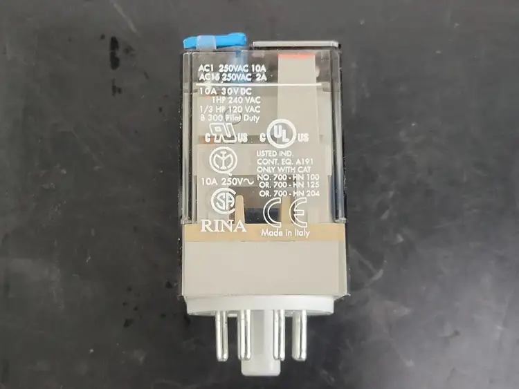 Used ALLEN-BRADLEY 700-HA32Z24-3-4 Misc Electrical & Power Parts British Columbia CA | Lenmark #247205