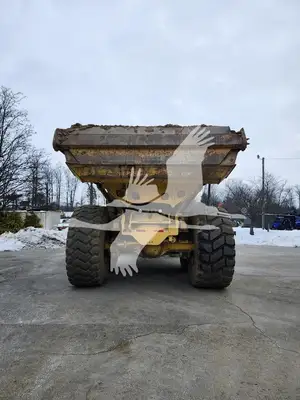 USED 2017 BELL B40E