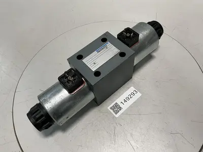 USED REXROTH 4WE10E67/32/CG24N9Z4/T08