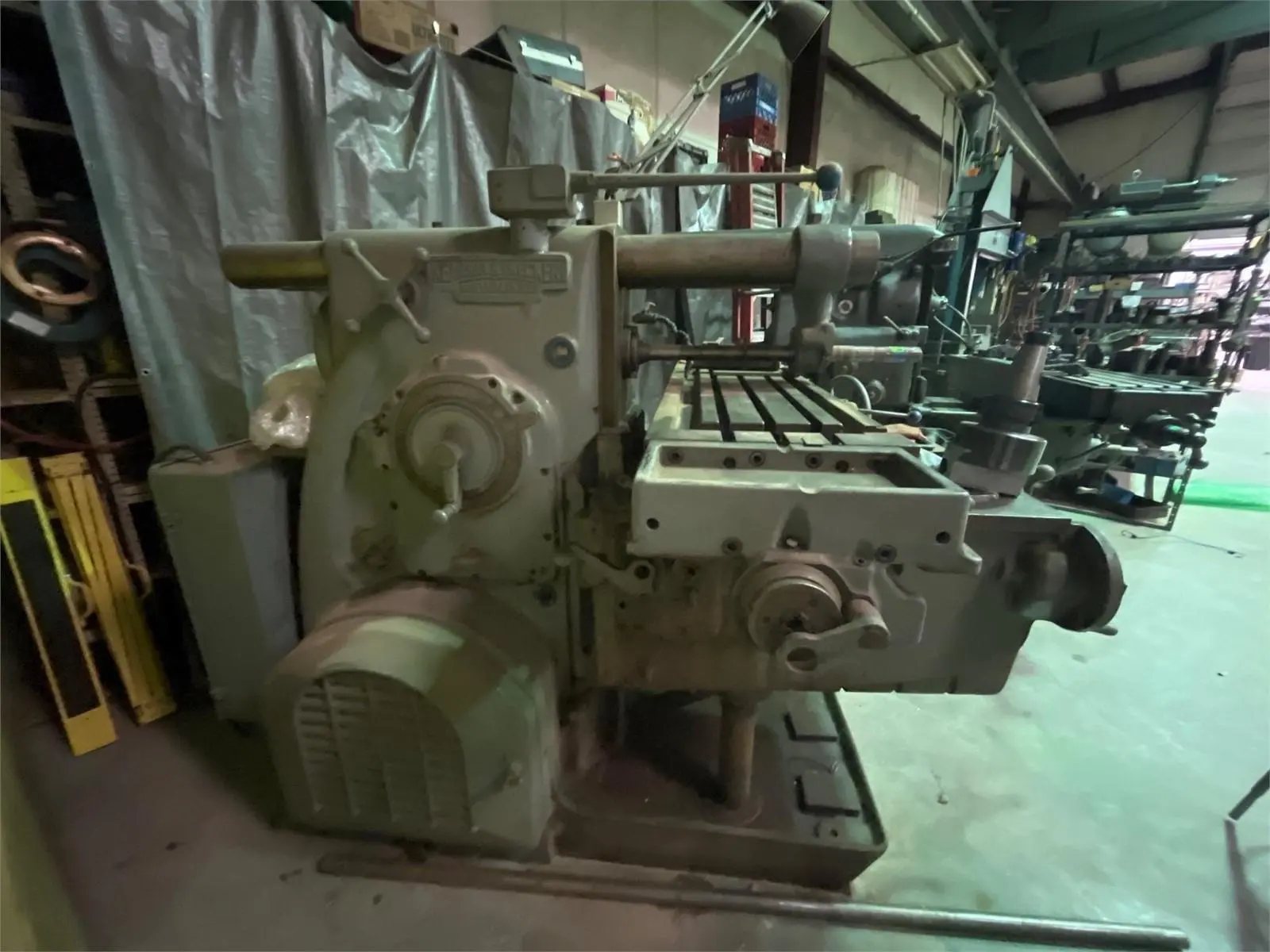 #210 KEARNEY & TRECKER MODEL #210TF PLAIN HORIZONTAL MILL: YOBRO #25177
