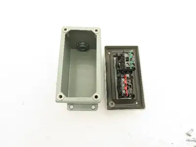 Rittal Electromate E7PBGM Pushbutton Box Enclosure Red and Illuminated Green