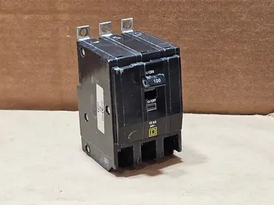 USED SQUARE D QOB3100