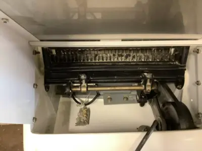 152-0678 Oliver 797 Bread Slicer