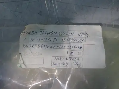 Honda Transmission  - 3 00 21-123/79-351897
