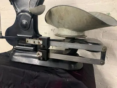 5907-380 Vintage Antique Toledo Scale Co. OVER/UNDER Parts Counting Ratio Model 4652 / 40 LB Capacity