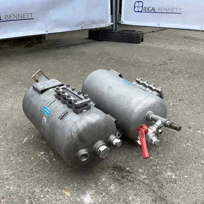 12L S/S Mechanical Seal Gas Pressurised Buffer Tank SSE 12