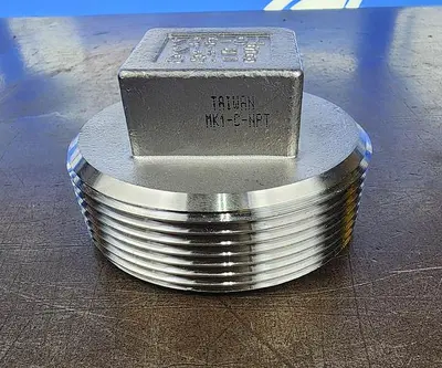 Stainless Steel Threaded 3-150 SP114 TC-304 Square Head Plug  / 3-150SP114TC-304