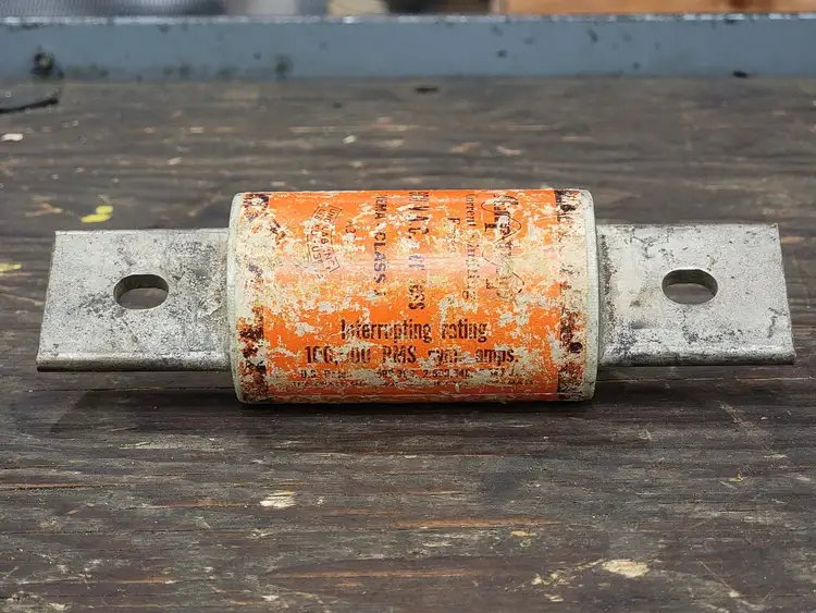 Used AMP-TRAP OT 460S Misc Electrical & Power Parts British Columbia CA | Lenmark #250614