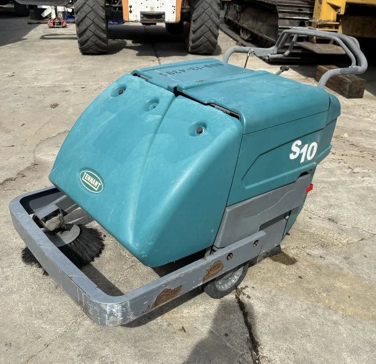 Used TENNANT S10 Sweepers California US | Heavy Wall Consulting #1412126
