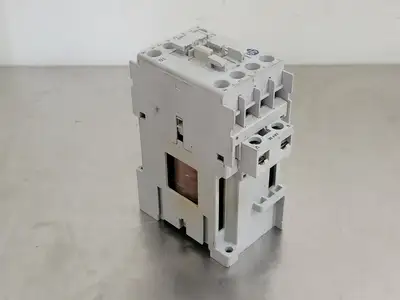 USED ALLEN-BRADLEY 100-C12ZJ10