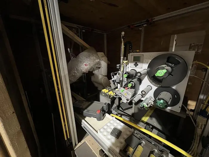 Used FANUC LR MATE 200IC Robots Michigan US | RAB Industries, Inc. #184277