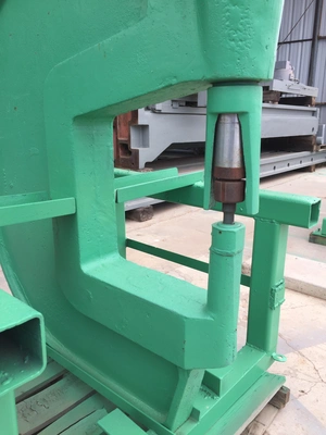 120 Ton FABRILINE C-Frame Hyd. Beam Punch