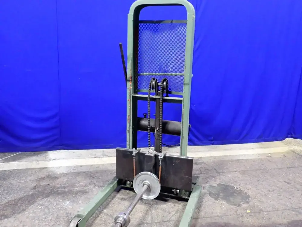 USED ENGINEERING COMPANY INC. M8521500